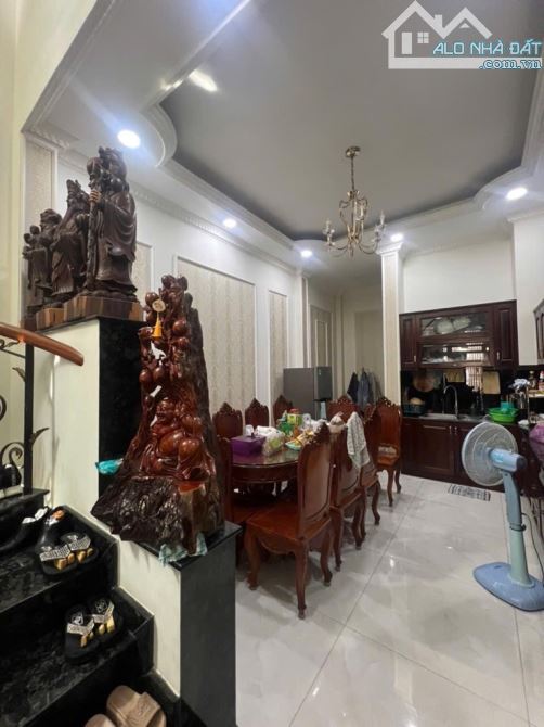 3 LẦU, 4.5 x 23, CHỈ 12🧄, MẶT TIỀN KINH DOANH, GẦN LŨY BÁN BÍCH TÂN PHÚ GIÁP Q.11 - 1