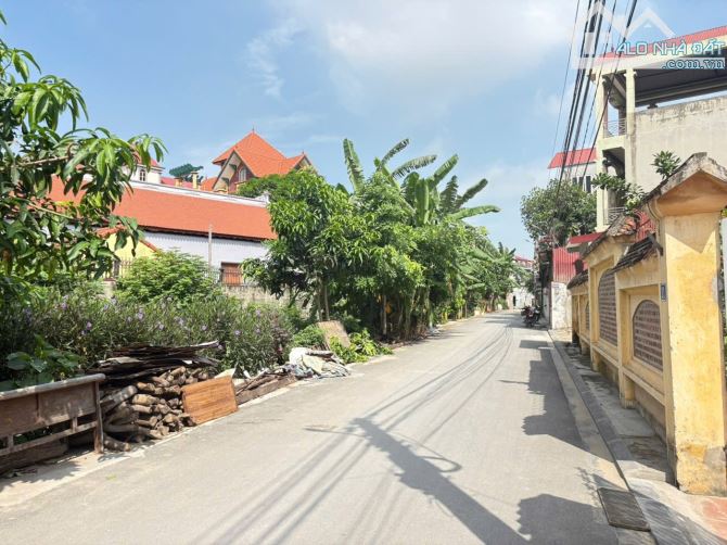 ❤️❤️ĐẤT ĐẸP-GIÁ 3 TỶ NHÍCH TIỂU HỌC-GẦN CẦU THƯỢNG CÁT VÀ KCN BẮC THĂNG LONG-GẦN HỒ,CHẠY B - 1