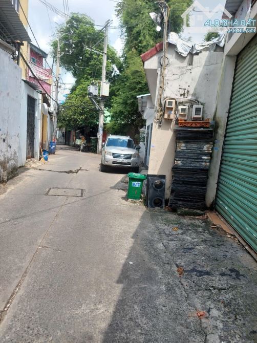Nhà C4 Đông Bắc hẻm ô tô DT 5x18m giá 5 tỷ 550 còn TL: - 1