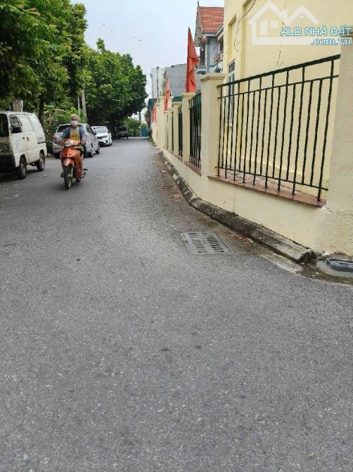CƠ HỘI VÀNG ĐẦU TƯ BĐS NINH HIỆP - ĐẤT 136M2 MT 9M CÓ DÒNG TIỀN 15TR/THÁNG - 1