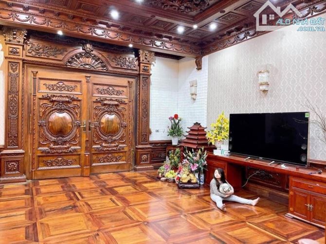BÁN NHÀ KĐT DỊCH VỌNG, CẦU GIẤY, BIỆT THỰ THANG MÁY, NHÀ ĐẸP 308M2X5T - MT 15M. - 1