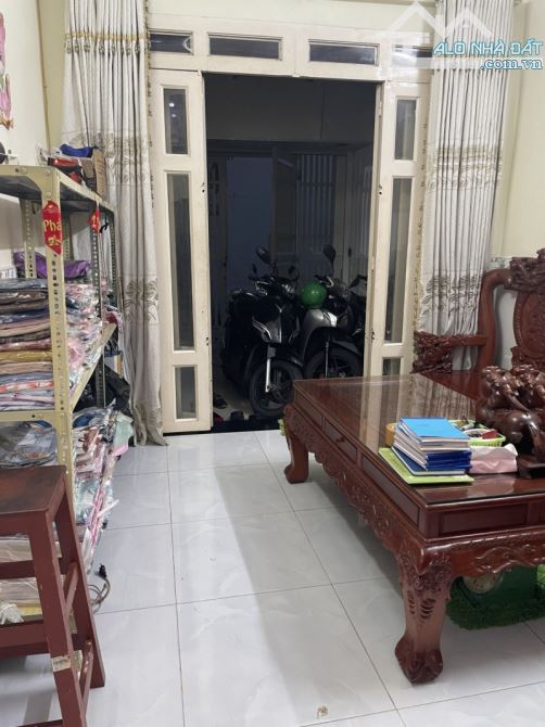 HXH Một Xẹc, Lũy Bán Bích, Tân Phú, 56m2, 2 Tầng, 3,3m x 17m, chỉ 5 tỷ 2 - 1