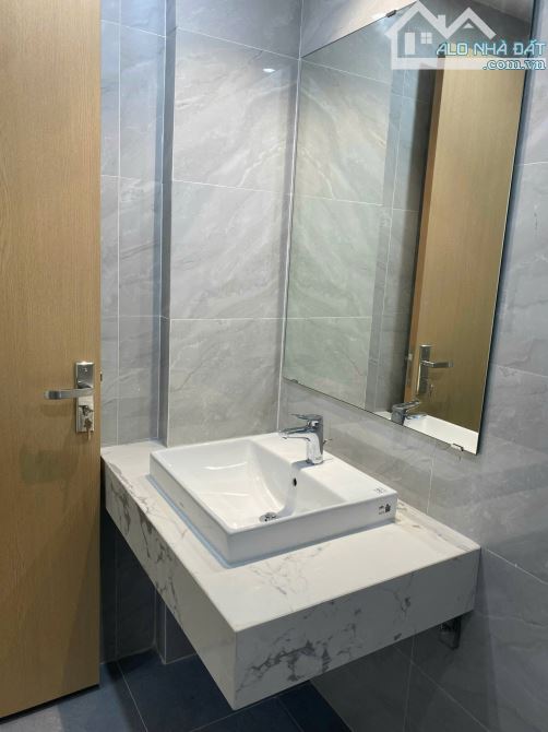 Cho thuê liền kề KĐT Mỗ Lao 120m2x5 tầng thang máy full điều hòa âm trần - 1
