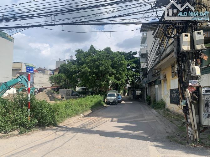 Nhà Bát Khối Thạch Bàn 120X4T, MT 6m, nở hậu 6.4m ô tô tránh, gần Tái Định cư chỉ 18.5 tỷ. - 1