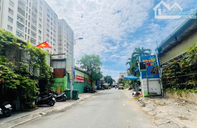 Bán đất dự án Cty Thái Dương đường Nguyễn Duy Trinh Quận 2 cũ gần chợ (210m2) 29.5 tỷ - 1