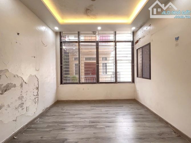 Bán nhà Hoa Lư - Hai Bà Trưng, Dt 46m2, 4t, mt 4m, 12.8 tỷ, kinh doanh. - 1