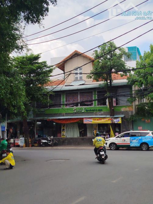 Bán Đất Mặt Tiền Quốc Hương  P.Thảo Điền, Quận 2 – DT 10x40m – Xây Hầm + 7tâng giá 85 tỷ - 1