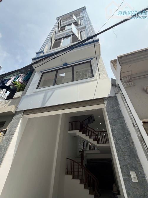 Bán nhà Ngũ Hiệp 40m 5 t nhà mới nội thất đẹp khu vực tiềm năng cao giá 6.2 tỷ - 1