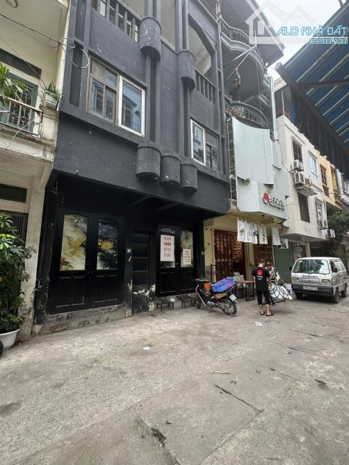Bán nhà Hoàng Hoa Thám, lô góc diện tích rộng, kinh doanh, 23 tỷ - 1