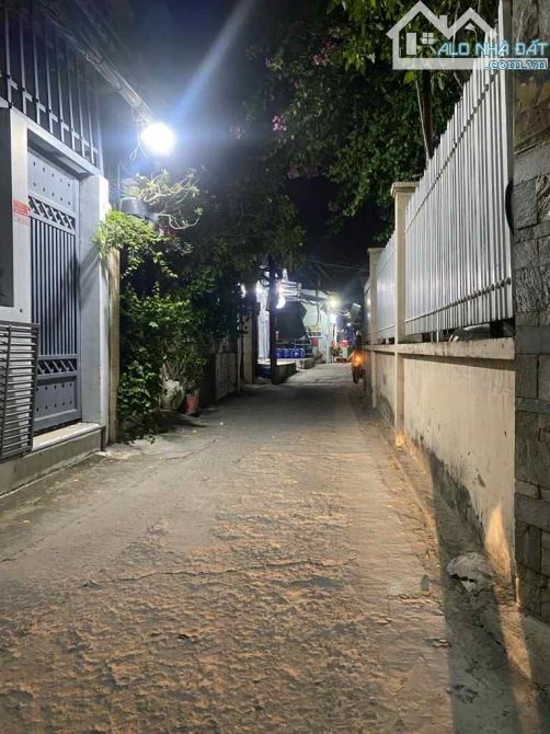 Bán đất thổ cư, Huỳnh Tấn Phát, Quận 7, 5x20m, hẻm ô tô đỗ cửa, xây dựng 4 tầng, hơn 5 tỷ - 1