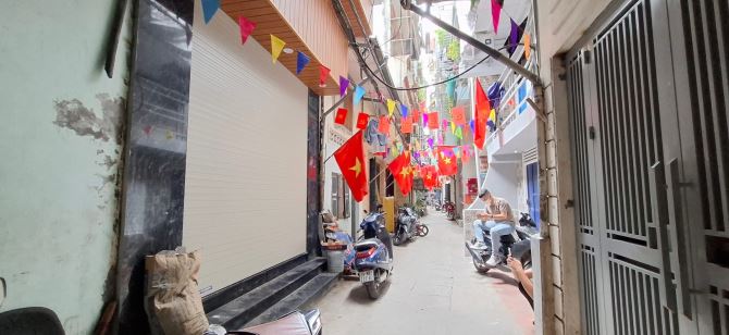 Bán nhà Bạch Mai 34m2, 4T, mt 3.3m mới đẹp đầy đủ đồ, ngõ thông, thoáng sáng. Giá 7.6 tỷ - 1