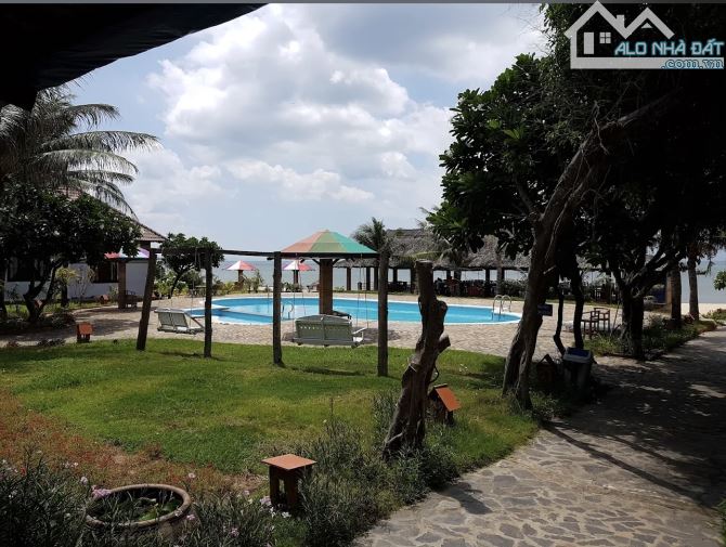 Bán Resort 1ha (10.000m2) mặt biển đường Lạc Long Quân, xã Tiến Thành, Phan Thiết - 1