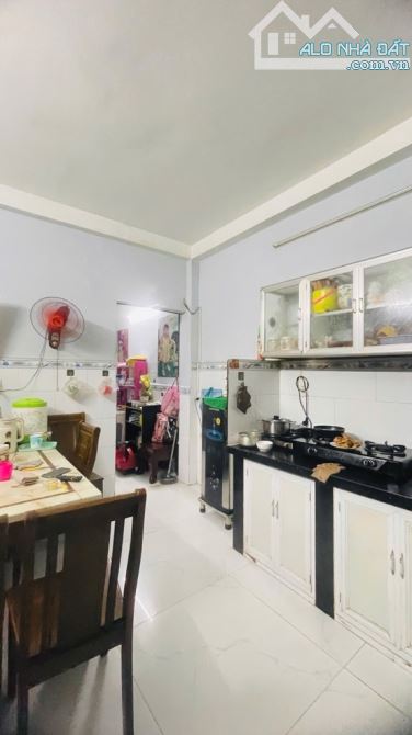 HẺM 6M –HUỲNH THIỆN LỘC- HÒA THẠNH -TÂN PHÚ DT: 4*17.5M- CHỈ 7 TỶ - 1