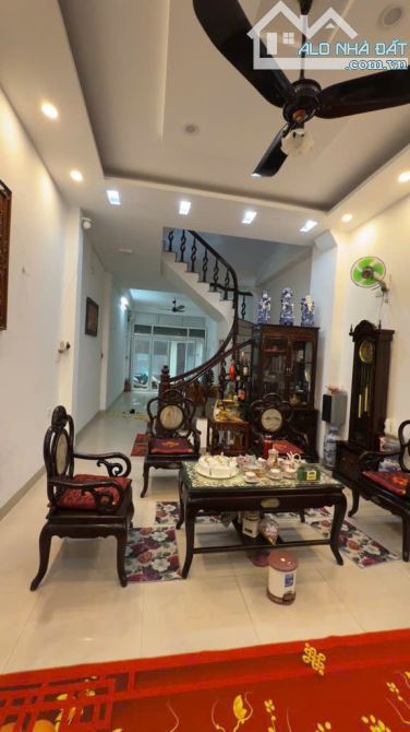 Bán nhà Đại Mỗ, Nam Từ Liêm. cực đẹp, hàng hiếm. Đường rộng ô tô tránh 60m_ 5 tầng,13ty - 1