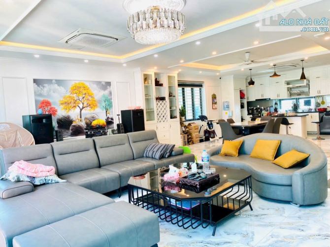 Biệt Thự 6 Tầng Thang Máy – Trung Tâm Lê Hồng Phong, Cạnh BigC - 1