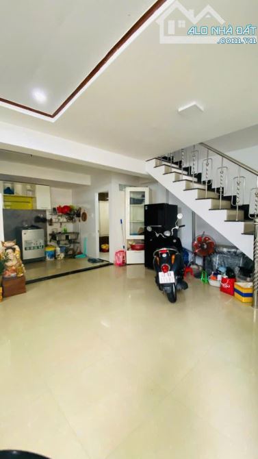 🏡 BÁN GẤP NHÀ 3 TẦNG KIỆT RỘNG – SÁT TRỤC LÊ DUẨN – MẶT TIỀN 6,5M - 1