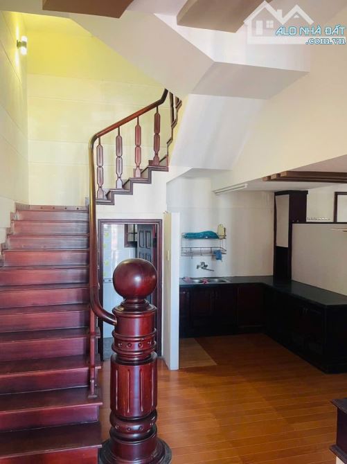 🏡 CẦN BÁN GẤP BIỆT THỰ 3 TẦNG _ LÔ GÓC 2 MT KINH DOANH ĐƯỜNG 10,5 M _ VĂN TIỀN DŨNG. - 2