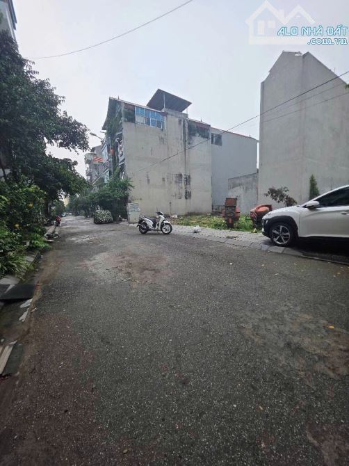 THƯỢNG THANH,LONG BIÊN 14tỷ 75m ĐẤT,MẶT TIỀN 6m,VỈA HÈ KINH DOANH - 2