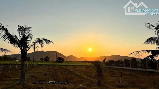 ÔNG ANH KẸT TIỀN BÁN GẤP LÔ ĐẤ 2967M2 NGAY TRUN TÂM THỊ TRẤN PHƯỚC HẢI. - 2