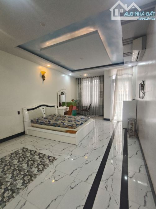 Bán Nhà 5 Tầng Mặt Tiền Lý Hồng Thanh - Trung Tâm TM Cái Khế - 2