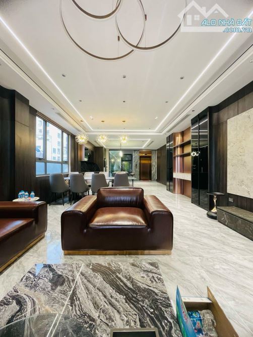 Bán Nhà Phố Nguyễn Văn Cừ 75m2, 7T Ô Tô tránh, Kinh Doanh, Full Nội Thất, 5PN - 2X Tỷ - 2