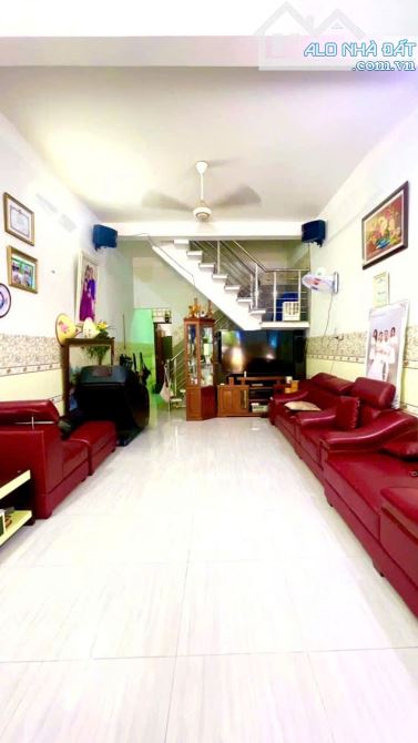 BÁN NHÀ 1 TRỆT 1 LẦU 73M2 GẦN LÝ VĂN SÂM CHỈ 4.1 TỶ - 2