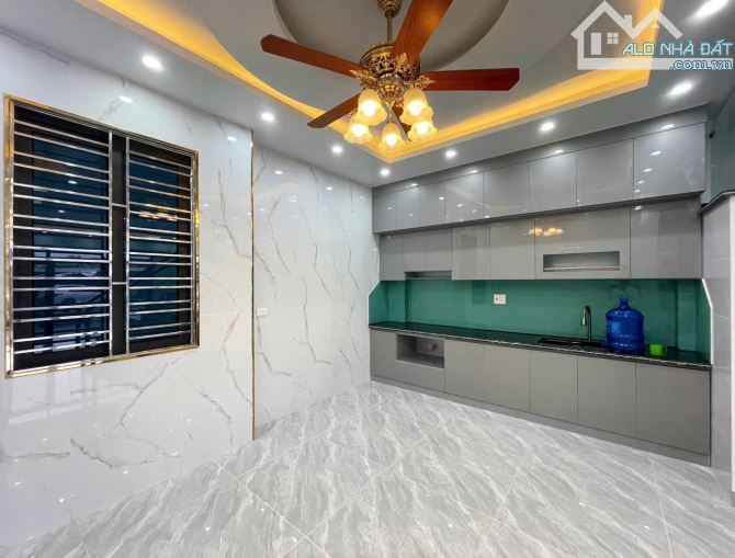 Bán nhà xây mới 53m2 x 4T khu phân lô Kiều Sơn - Văn Cao. Ô TÔ VÀO NHÀ - 2
