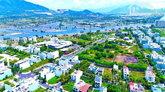 Bán lô đất KĐT An Bình Tân - Đường T12. - DT: 100m2. - Sổ Hồng không ép xây - 2