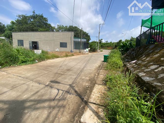bán lô đất ở tại đô thị 694m2 đất nằm khu dân cư đông đúc,giá cho nhà đầu tư - 2