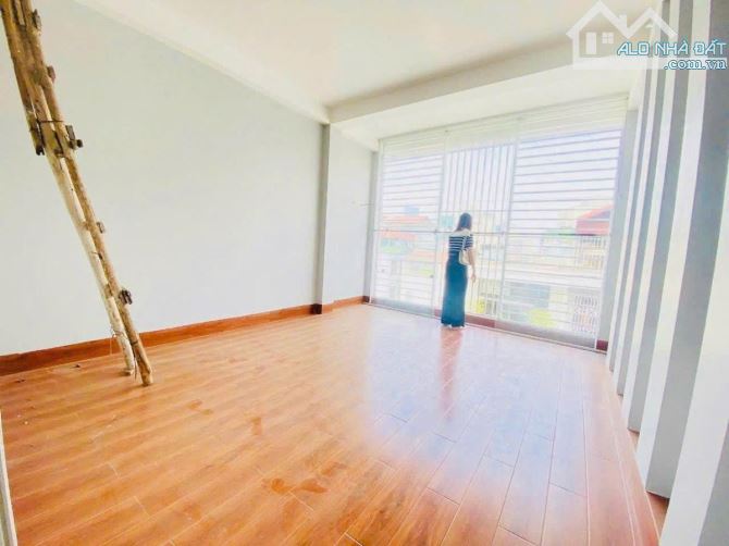 Ngon! Bán Nhà Pháo Đài Láng - Đống Đa -ÔTô Tránh -KD-Vỉa Hè -50M2-6Tầng Thang Máy- 21.4 Tỷ - 2