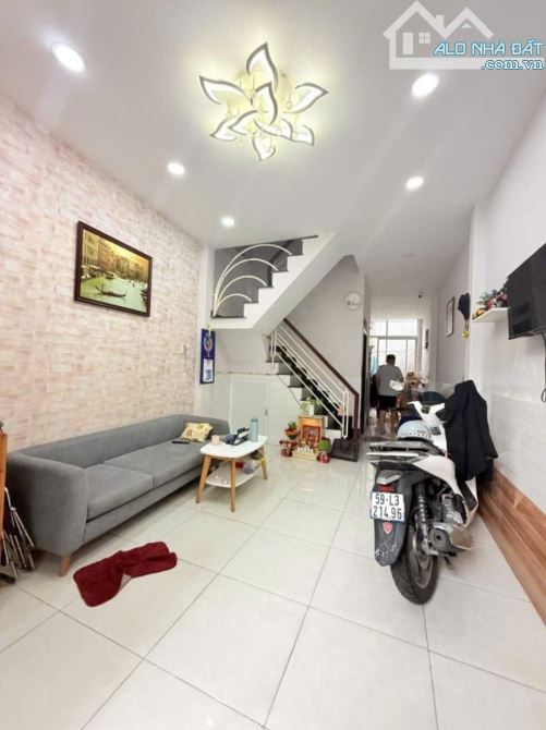 Bán Nhà Siêu phẩm đường Phạm Thế Hiển  P.Bình Đông(P6) Q8 - Giá 5 tỷ lẻ 50 triệu - 2