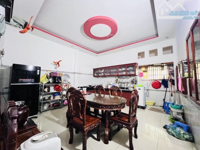 MẶT TIỀN ĐƯỜNG NHỰA 10M THÔNG KHẮP NƠI-3 TẦNG KIÊN CỐ-DT CHUẨN 5Mx21M-NỞ HẬU TÀI LỘC - 2