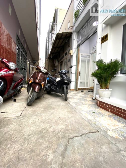 Nhà 1 trệt 1 lầu 2PN đường 339 đỗ xuân hợp Q9 sổ hồng riêng giá rẻ - 2