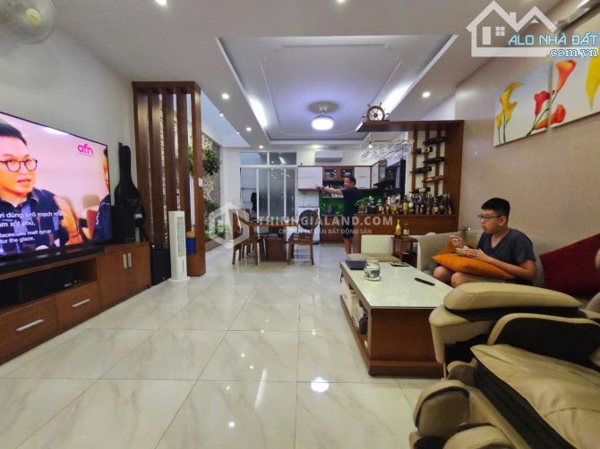 BÁN NHÀ HẺM Ô TÔ ĐƯỜNG BÌNH GIÃ_PHƯỜNG NGUYỄN AN NINH_VŨNG TÀU_1 TRỆT 2 LẦU 4 PHÒNG NGỦ - 2