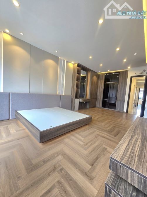 Nhà Ngọc Thụy 89X5T, TM, Phân lô, Vỉa hè, Ô tô tránh, KD, Công viên, TĐC Ngọc Thụy, 26.1 - 2