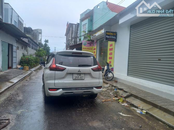 Cần bán đất 60m2 Tặng nhà cấp 4 gay đèn ,xanh,đỏ chợ  quý kim.nam đồ sơn. - 2