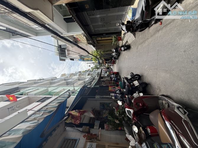 NHÀ CHÍNH CHỦ 1 ĐỜI – HẺM XE HƠI – THÔNG RA CHỢ HOA HỒ THỊ KỶ 🔶 Mã căn: NTK-25.7-569 - 2
