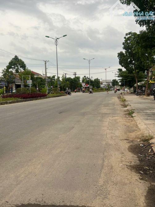 BÁN NHÀ 4 TẦNG MẶT TIỀN TỈNH LỘ 10 - KHU D PHÚ MỸ THƯỢNG- TP HUÊ GIÁ CHỈ 5.X TỶ - 2