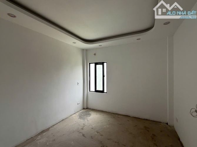 Bán nhà Ngũ Hiệp 40m 5 t nhà mới nội thất đẹp khu vực tiềm năng cao giá 6.2 tỷ - 2