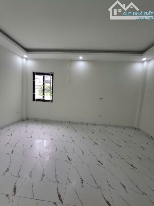 Nhà mới Nam Phù 45m 4 tầng thiết kế đẹp hiện đại ô tô đỗ cổng tiện ích sẵn 5.55 tỷ - 2