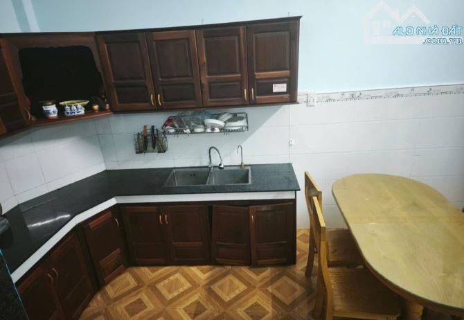 Bán nhà 03 tầng hẻm Hùng Vương, thành phố Quảng Ngãi - 2