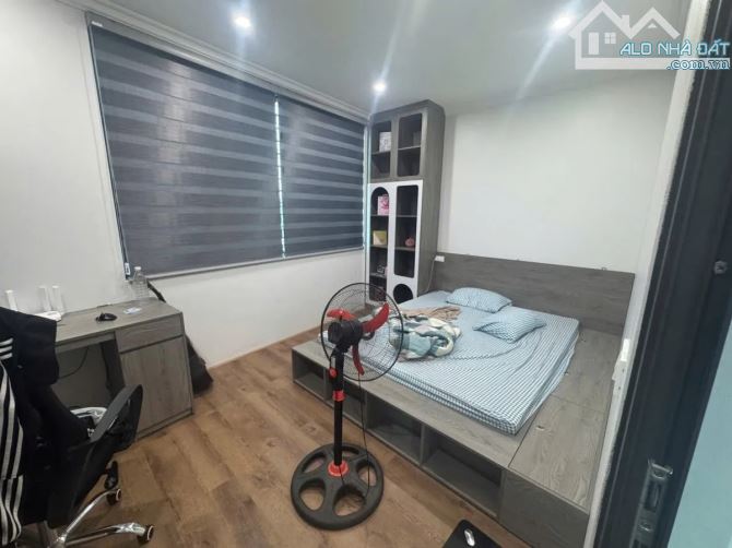 Bán nhà 5 tầng phố Hoa Lâm, Long Biên – ngõ ô tô tránh, full nội thất, 42m², nhỉnh 10 tỷ - 2