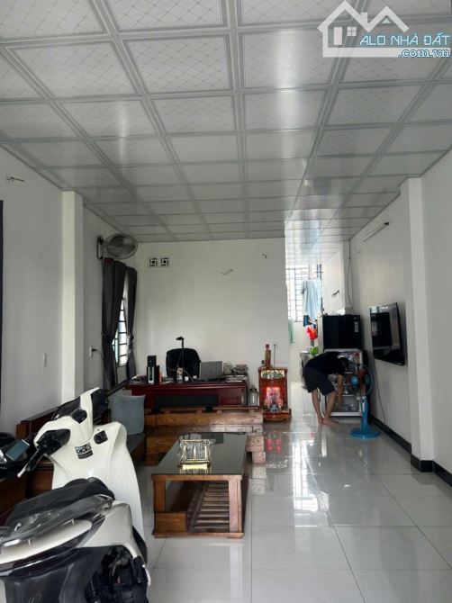 NHÀ ĐẸP HẺM XE HƠI – 60M² (4x15) – ĐƯỜNG 11 LINH XUÂN – CHỈ 4.4 TỶ - 2