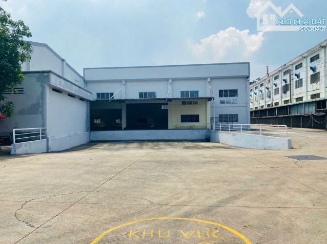 Cần cho thuê KHO Dĩ An, Bình Dương ( gần kcn Sóng Thần ) - 2