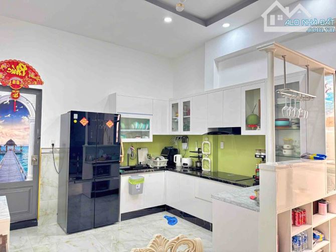 MẶT TIỀ.N CẠNH TÂ.N HUƠ.G - KINH DOANH - ( 4X28M ) - 6PN - 2
