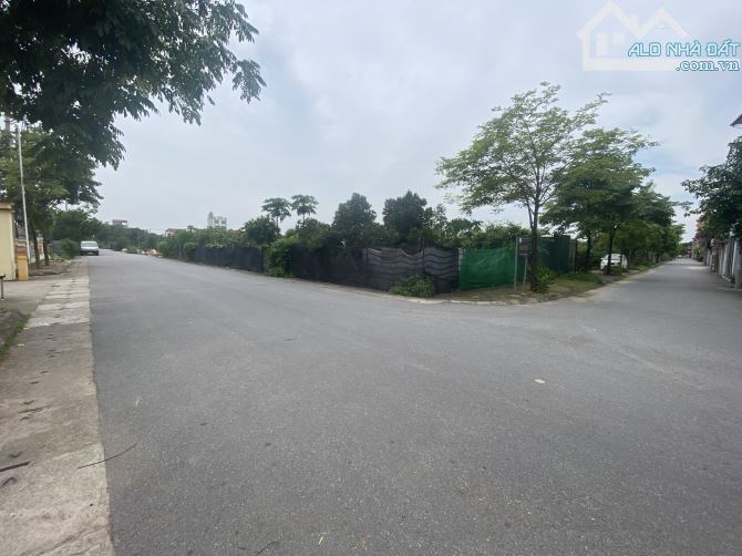 CĂN GÓC 5 TẦNG, Ô TÔ TRÁNH VÂN NỘI, 3 bước ra CHỢ VÂN TRÌ, chào hơn 5 tỷ - 2