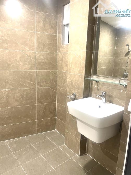 Căn hộ khép kín siêu xinh Phố Nguyễn Đình Chiểu, Dt 30m2, 1 PN, vệ sinh khép kín, giá 6tr - 2