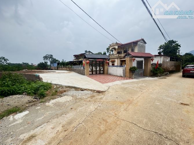 ĐẤT ĐẸP PHÚ THỊNH MINH PHÚ,ĐG THÔNG 10 OTO ĐỖ TRƯỚC CỬA THOẢI MÁI - CÁCH TRỤC LIÊN XÃ 30M - 1
