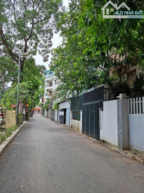 CỰC HIẾM! Bán đất view mặt hồ Linh Đàm 63m2 đường nhựa ô tô tránh giá chỉ 20 tỷ - 2