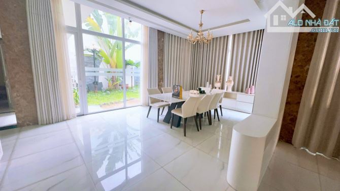 Siêu Phẩm Biệt Thự Mặt Tiền Đường Trịnh Phong Ngay Trung Tâm Phố Biển Nha Trang. Sổ Đỏ HC. - 3